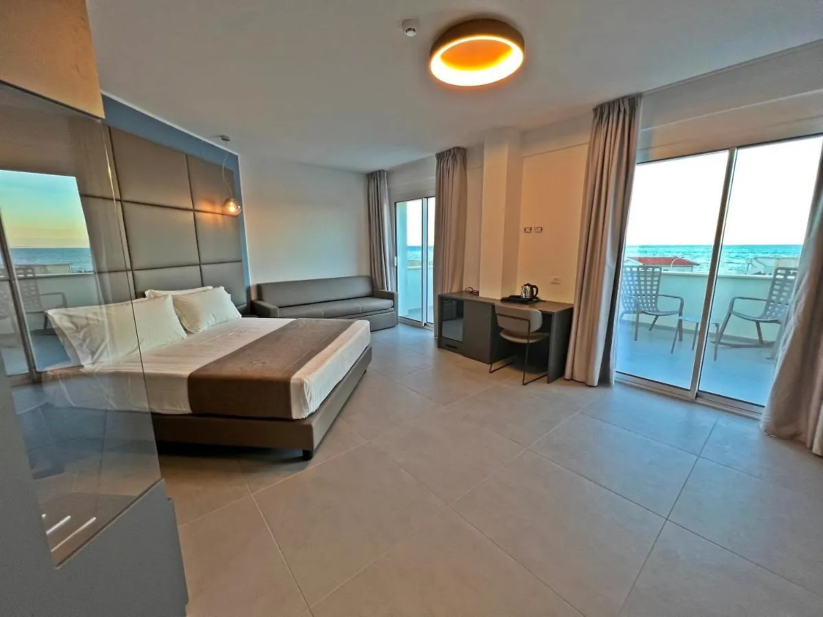 Resort La Battigia Beach & Spa Алькамо-Марина Отель